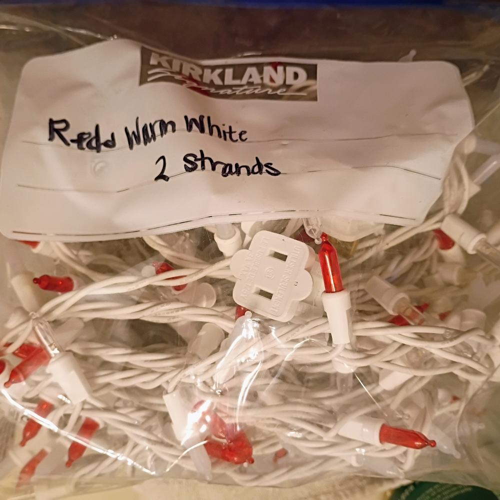Kirkland Signature Festive Red and White Party Lights